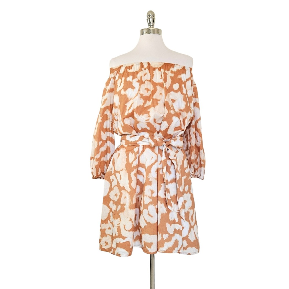 Elizabeth and James Women's Brown and White Dress Size M Belted Off the Shoulder